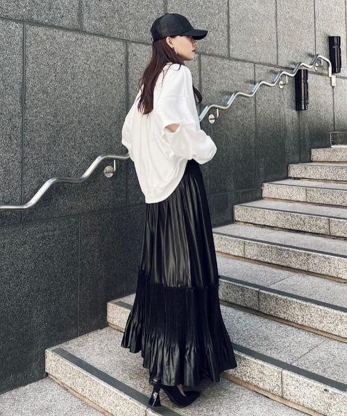 セール】スリムプリーツティアードスカート（スカート）｜rienda