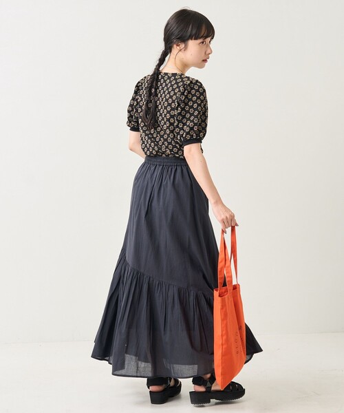 FREAK'S STORE(フリークスストア)の「フラワーストレッチパフTシャツ(Tシャツ/カットソー・レディース・チャコールグレー/オフホワイト/ブラック/ナチュラル・フリ-)」の16枚目の写真