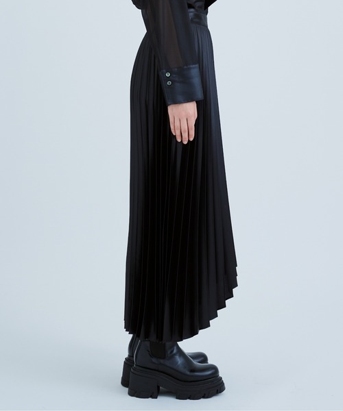 STUDIOUS（ステュディオス）の「【STUDIOUS/ステュディオス】レザーライクラッププリーツスカート（スカート・レディース・ブラック・FREE）」の17枚目の写真