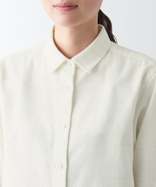 無印良品（ムジルシリョウヒン）の「両面起毛フランネルレギュラーカラー長袖シャツ（シャツ/ブラウス・レディース・イエロー系4/ホワイト系/レッド系2/オレンジ系/グリーン系1/グレー系7/グレー系6/ライトグレー系1・M/XS/L/XXL/XL/S）」の12枚目の写真