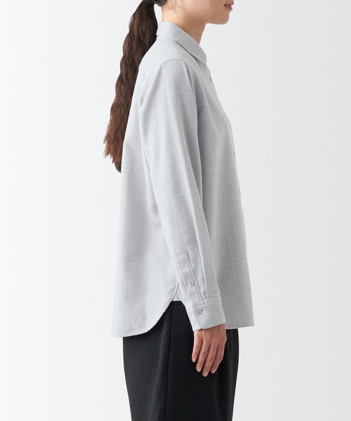 無印良品（ムジルシリョウヒン）の「両面起毛フランネルレギュラーカラー長袖シャツ（シャツ/ブラウス・レディース・イエロー系4/ホワイト系/レッド系2/オレンジ系/グリーン系1/グレー系7/グレー系6/ライトグレー系1・M/XS/L/XXL/XL/S）」の17枚目の写真