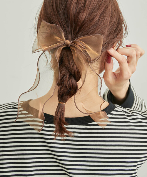 ROPE' PICNIC（ロペピクニック）の「シャイニーオーガンジーリボンポニー（ヘアゴム・レディース・ブラウン系その他3/グリーン系その他/ピンク系その他2・FREE）」の10枚目の写真