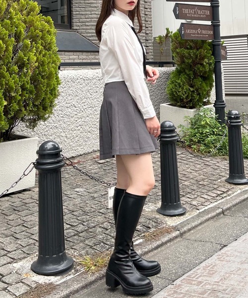 INGNI(イング)の「ネクタイ付刺しゅう入り/クロップドシャツ(シャツ/ブラウス・レディース・ブルー/オフホワイト・M)」の5枚目の写真