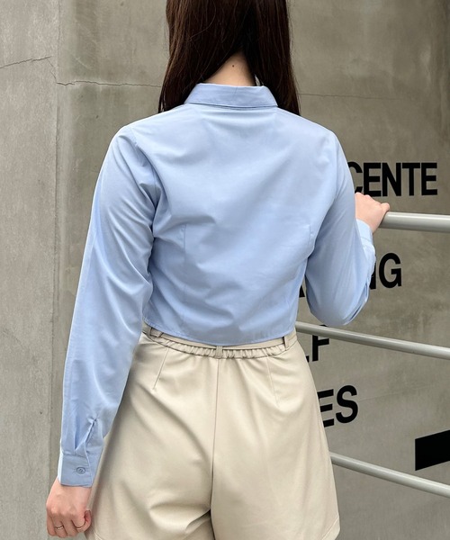 INGNI(イング)の「ネクタイ付刺しゅう入り/クロップドシャツ(シャツ/ブラウス・レディース・ブルー/オフホワイト・M)」の8枚目の写真