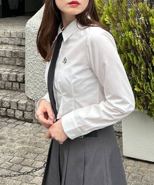 INGNI(イング)の「ネクタイ付刺しゅう入り/クロップドシャツ(シャツ/ブラウス・レディース・ブルー/オフホワイト・M)」の16枚目の写真