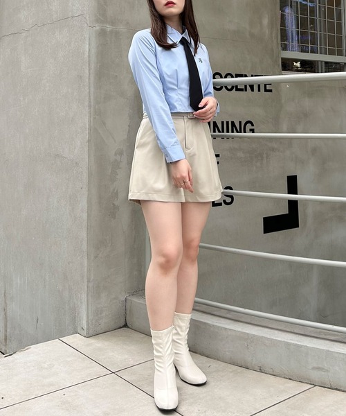 INGNI(イング)の「ネクタイ付刺しゅう入り/クロップドシャツ(シャツ/ブラウス・レディース・ブルー/オフホワイト・M)」の14枚目の写真