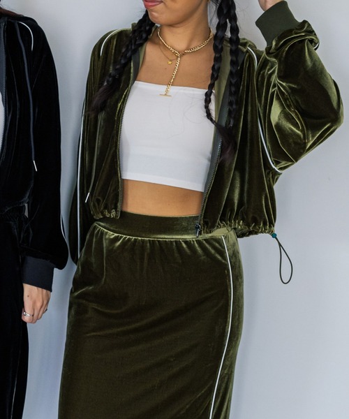 FOREVER 21（フォーエバー トゥエンティーワン）の「【2023AW】ベロアラインパーカー（パーカー・レディース・ブラック/ブラウン/カーキ・FREE）」の3枚目の写真