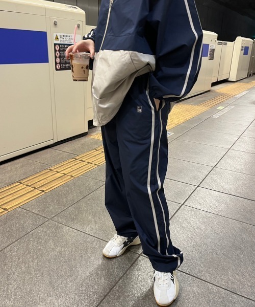 nemne store（ネンネストア）の「【低身長サイズあり】配色刺繍トラックパンツ（その他パンツ・レディース・ネイビー/アイボリー/ピンク・SMALL/MEDIUM）」の10枚目の写真