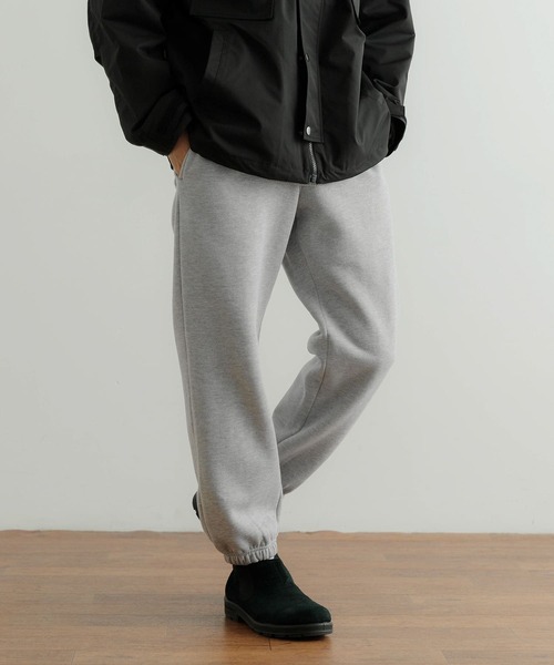 ITEMS URBANRESEARCH（アイテムズ アーバンリサーチ）の「『抗菌』裏起毛スウェットパンツ（スウェットパンツ・メンズ・ブラック/グレー系その他/ライトグレー・MEDIUM/LARGE）」の9枚目の写真