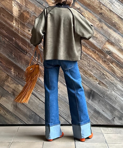 mi via loca（ミヴィアロカ）の「スウェード×ボア 配色ステッチコンチョ釦ラグランジャケット（ノーカラージャケット・レディース・ブラック/カーキ/ベージュ・FREE）」の7枚目の写真