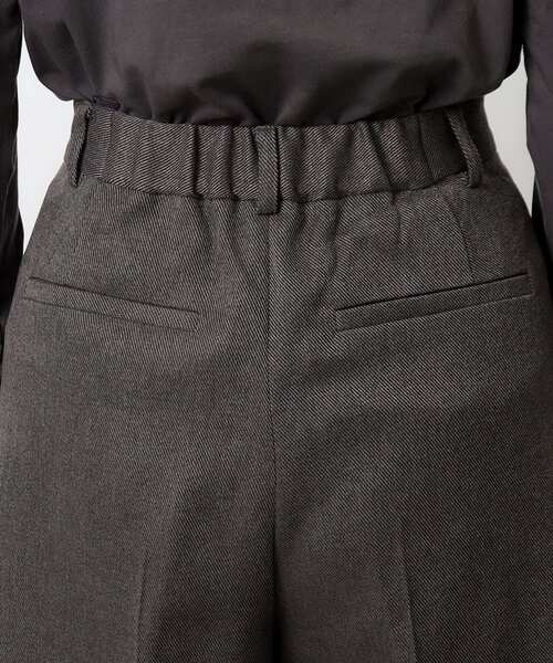 OPAQUE.CLIP（オペークドットクリップ）の「◆ウーリッシュ ハーフパンツ【洗濯機洗い可/イージーケア】（その他パンツ・レディース・ナチュラル/チャコールグレー・38/40）」の12枚目の写真