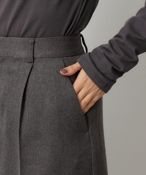 OPAQUE.CLIP（オペークドットクリップ）の「◆ウーリッシュ ハーフパンツ【洗濯機洗い可/イージーケア】（その他パンツ・レディース・ナチュラル/チャコールグレー・38/40）」の13枚目の写真