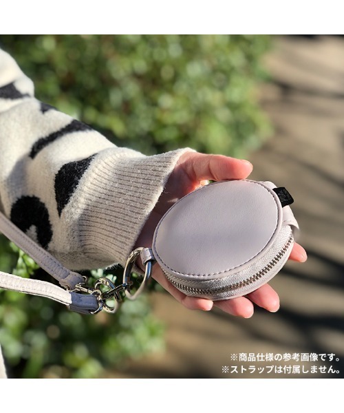 Hamee（ハミィ）の「Melia ラウンド型 PUレザー マルチポーチ（ポーチ・レディース・ブラック/サンドベージュ/ベージュ・FREE）」の6枚目の写真