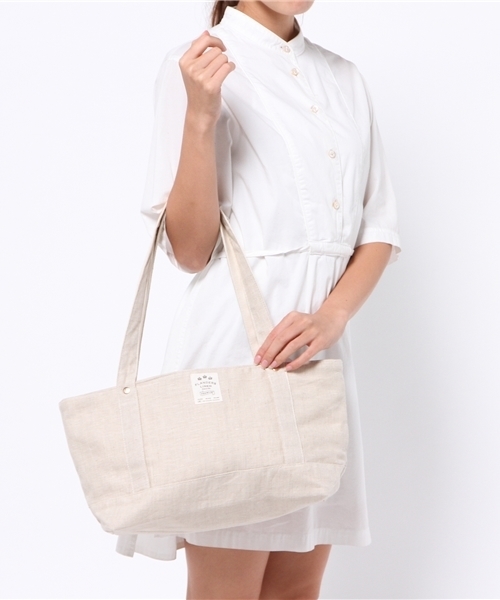 LBC(エルビーシー)の「フランダースリネン キャリートートバッグ(トートバッグ・レディース・ベージュ/その他35・ONE SIZE)」の4枚目の写真