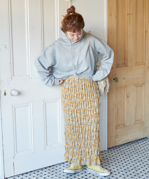 B.C STOCK（ベーセーストック）の「【Gleamy/グリーミー】フラワープリントスカート1（スカート・レディース・ブルー/イエロー・FREE）」の15枚目の写真