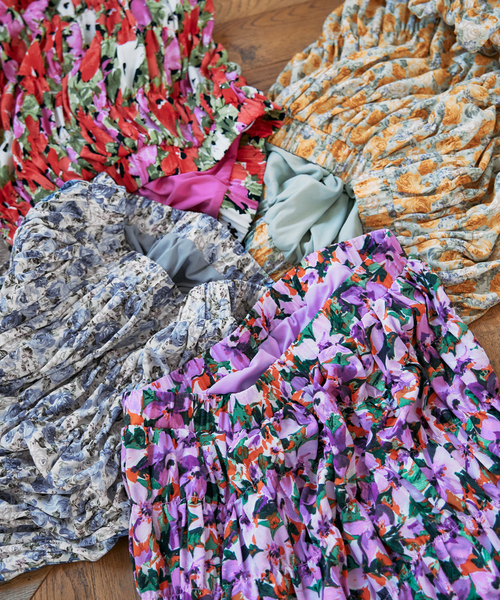 B.C STOCK（ベーセーストック）の「【Gleamy/グリーミー】フラワープリントスカート1（スカート・レディース・ブルー/イエロー・FREE）」の11枚目の写真