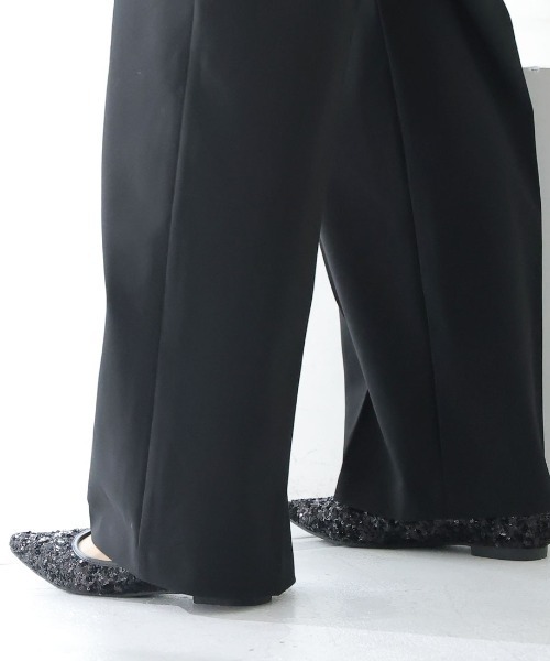 VIVIAN（ヴィヴィアン）の「ポインテッドトゥスパンコールフラットパンプス（パンプス・レディース・ブラック/シルバー/クリアブラック/シルバー系その他/アイボリー・S/M/L/LL）」の17枚目の写真