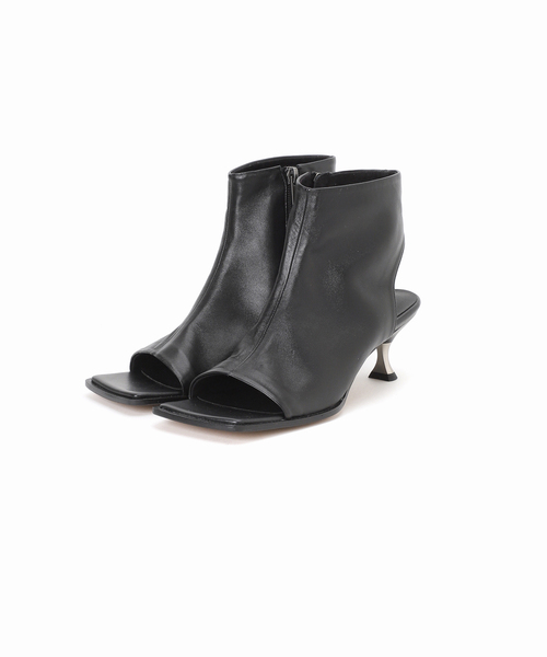 GRISE(グリーズ)の「GRISE5.5cmレザースクエアカバーサンダル(サンダル・レディース・ベージュ/ブラック系その他・MEDIUM/X-LARGE/LARGE/SMALL)」の18枚目の写真