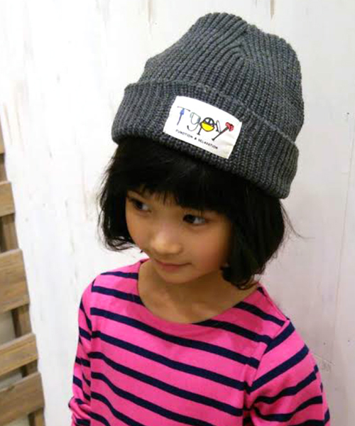 CIAOPANIC TYPY(チャオパニックティピー)の「キッズアゼ編みニットワッチ(ニットキャップ/ビーニー・キッズ・ブラック/グレー/ネイビー/ワインレッド/ブルー/その他21/キャメル/オレンジ/サックスブルー/グリーン/ホワイト/チャコールグレー/マスタード/ロイヤルブルー/カーキ/ベージュ・FREE)」の5枚目の写真