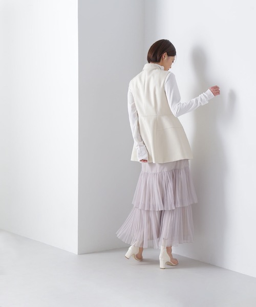 NATURAL BEAUTY BASIC（ナチュラルビューティーベーシック）の「◇テーラードペプラムジレ（ベスト・レディース・ベージュ/チャコールグレー・SMALL/MEDIUM）」の18枚目の写真