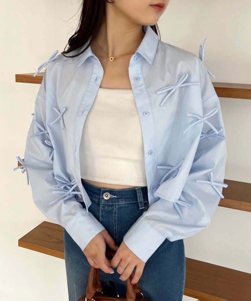 one after another NICE CLAUP(ワンアフターアナザーナイスクラップ)の「リボンいっぱいショートシャツ blouse collection(シャツ/ブラウス・レディース・サックスブルー/ブラック/オフホワイト・FREE)」の3枚目の写真