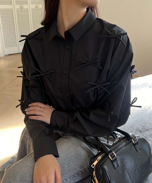 one after another NICE CLAUP(ワンアフターアナザーナイスクラップ)の「リボンいっぱいショートシャツ blouse collection(シャツ/ブラウス・レディース・サックスブルー/ブラック/オフホワイト・FREE)」の19枚目の写真