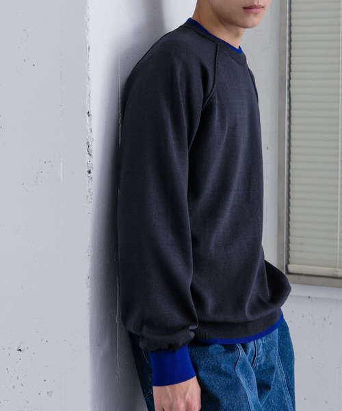 SENSE OF PLACE by URBAN RESEARCH（センスオブプレイスバイアーバンリサーチ）の「『ユニセックス』『洗濯可』リブハイショクラインセーター（ニット/セーター・メンズ・ネイビー/ライトベージュ/グレー・MEDIUM/LARGE）」の2枚目の写真