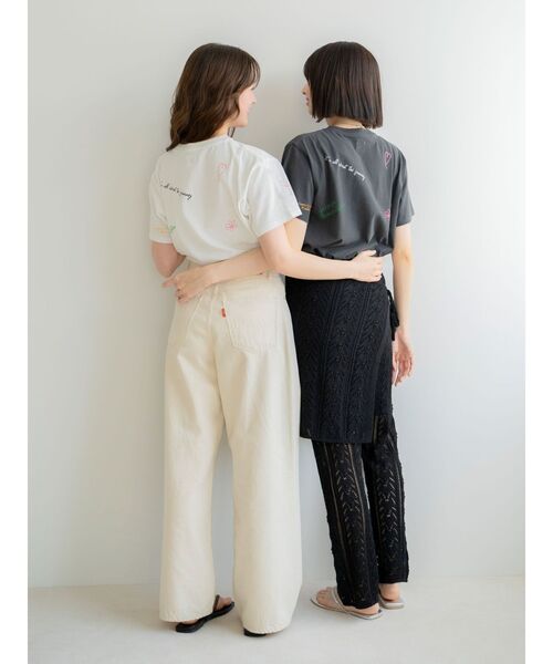 Ungrid（アングリッド）の「ミックスロゴデザインTee（Tシャツ/カットソー・レディース・チャコールグレー/オフホワイト/イエロー・FREE）」の7枚目の写真