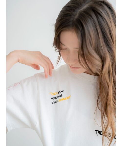 Ungrid（アングリッド）の「ミックスロゴデザインTee（Tシャツ