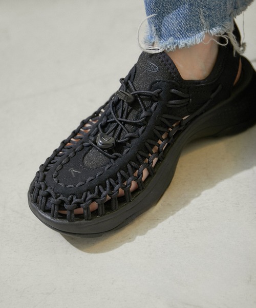 KEEN（キーン）の「【KEEN（キーン）】UNEEK ASTORIA/ユニークアストリアサンダル（サンダル・レディース・ブラック/キナリ・23.5cm/24.5cm/23.0cm/24.0cm）」の8枚目の写真