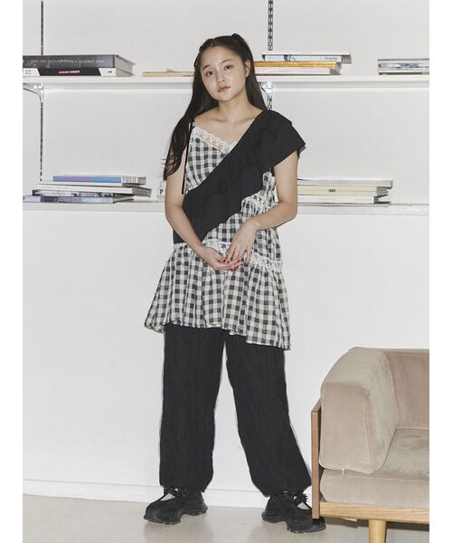 merry jenny（メリージェニー）の「チュールパラシュートパンツ（カーゴパンツ・レディース・オフホワイト/ブラック/ピンク・FREE）」の14枚目の写真