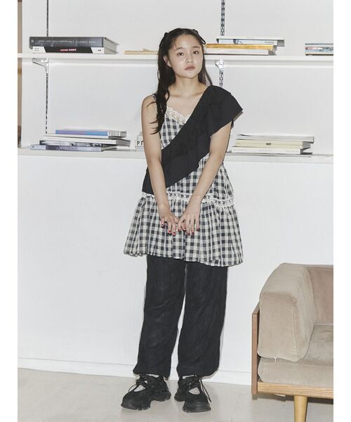 merry jenny（メリージェニー）の「チュールパラシュートパンツ（カーゴパンツ・レディース・オフホワイト/ブラック/ピンク・FREE）」の15枚目の写真