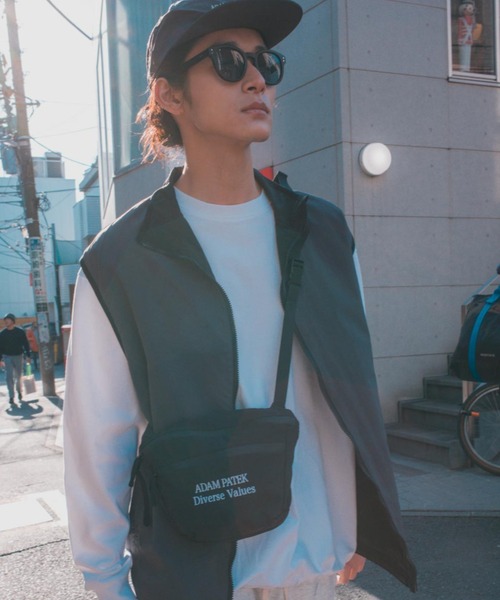 ADAM PATEK(アダムパテック)の「【ADAMPATEK/アダムパテック】nylon mini shoulder bag/ナイロンミニショルダーバッグ(ショルダーバッグ・メンズ・ブラック/カーキ・FREE)」の4枚目の写真