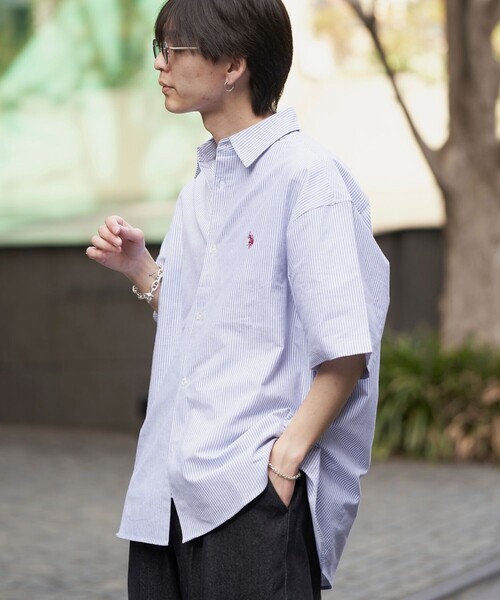 PUBLUX（パブリュクス）の「U.S.POLO ASSN/ユーエスポロアッスン 別注 ワンポイント刺繍ショートスリーブシャツ/ユニセックス/レギュラーカラーシャツ(限定展開)（シャツ/ブラウス・メンズ・ブラック/ブラック系その他/グリーン/ホワイト/ネイビー・SMALL/MEDIUM/LARGE）」の7枚目の写真