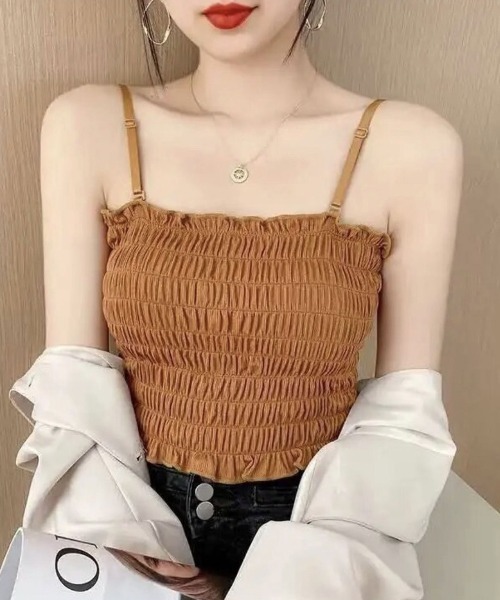 ammy.（エイミードット）の「【 ammy. / エイミードット 】 シャーリング カップ付き  キャミソール（キャミソール・レディース・ホワイト/グレー/ブラック/ダークグリーン/キャメル・FREE）」の5枚目の写真