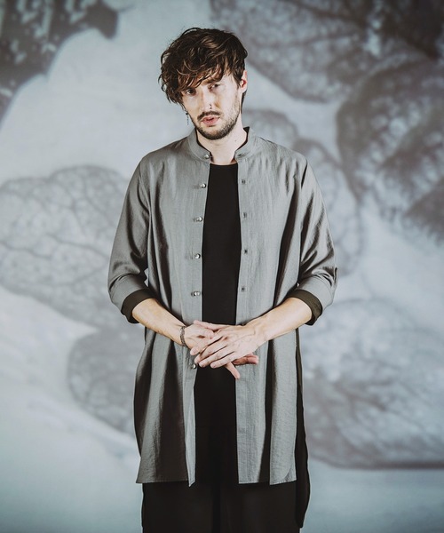 NO ID.(ノーアイディ)の「【NO ID.】Band Collar Changing Long Sheer Shirt / バンド カラー チェンジング ロング シアー シャツ(シャツ/ブラウス・メンズ・ホワイト/ブラック/グレー・1/2)」の4枚目の写真