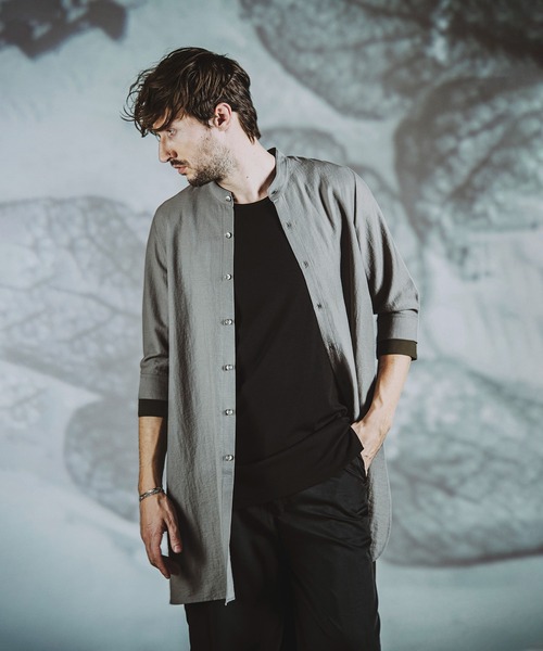 NO ID.(ノーアイディ)の「【NO ID.】Band Collar Changing Long Sheer Shirt / バンド カラー チェンジング ロング シアー シャツ(シャツ/ブラウス・メンズ・ホワイト/ブラック/グレー・1/2)」の6枚目の写真