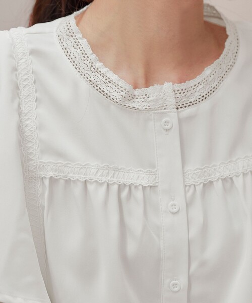 【洗える】フレアスリーブレースブラウス（シャツ/ブラウス）｜Tiaclasse（ティアクラッセ）