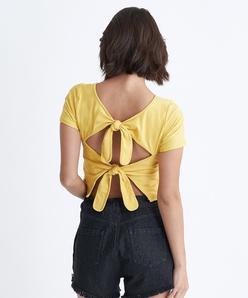 ROXY（ロキシー）の「MINDFUL SUNRISE S/S/ロキシーショート丈半袖ラッシュガード(水着)（ラッシュガード・レディース・ブラック/ホワイト/イエロー・MEDIUM/LARGE/SMALL）」の7枚目の写真