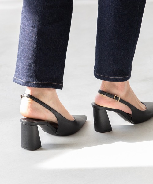 menue luxe(メヌエリュクス)の「スリングバック 台形ヒール パンプス(パンプス・レディース・ベージュ/ホワイト/ブラック/ブラウン系・35/36/37/38/39)」の9枚目の写真