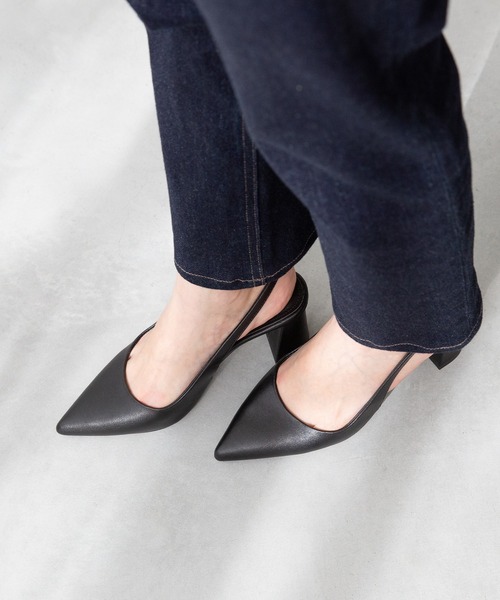 menue luxe(メヌエリュクス)の「スリングバック 台形ヒール パンプス(パンプス・レディース・ベージュ/ホワイト/ブラック/ブラウン系・35/36/37/38/39)」の10枚目の写真