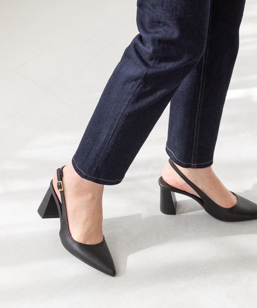 menue luxe(メヌエリュクス)の「スリングバック 台形ヒール パンプス(パンプス・レディース・ベージュ/ホワイト/ブラック/ブラウン系・35/36/37/38/39)」の12枚目の写真