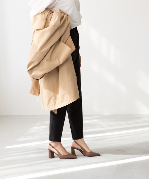 menue luxe(メヌエリュクス)の「スリングバック 台形ヒール パンプス(パンプス・レディース・ベージュ/ホワイト/ブラック/ブラウン系・35/36/37/38/39)」の19枚目の写真