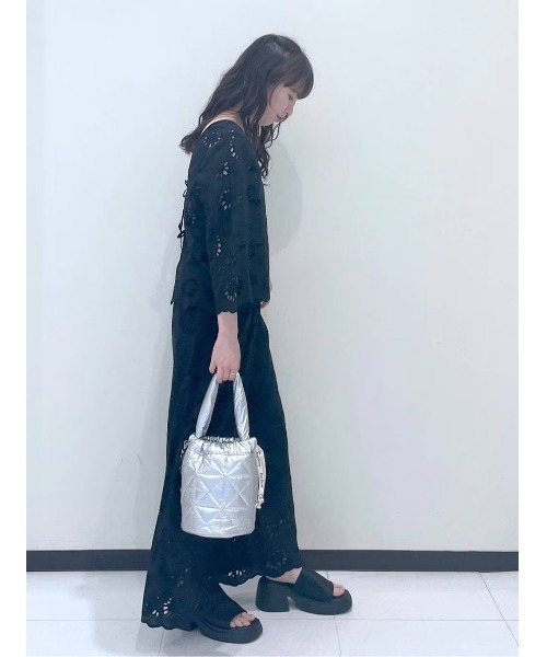 BAYFLOW（ベイフロー）の「２WAYスカラップレースプルオーバー（シャツ/ブラウス・レディース・カーキ/ブラック/オフホワイト・FREE）」の11枚目の写真