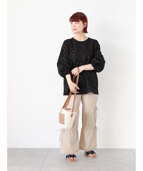 ehka sopo(エヘカソポ)の「トングリボンラメサンダル(サンダル・レディース・ブラック/ゴールド/シルバー・M/L)」の22枚目の写真