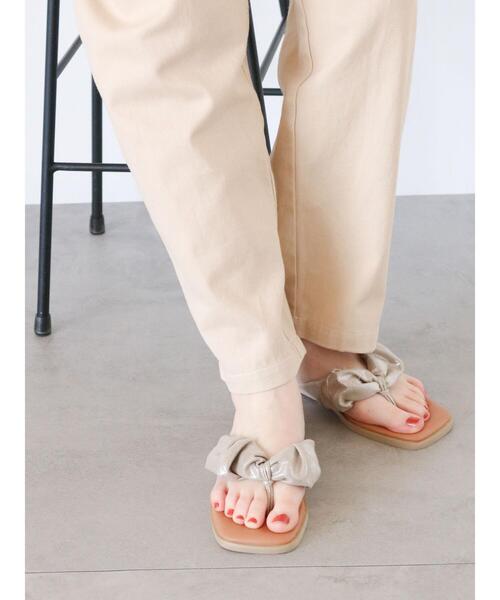 ehka sopo(エヘカソポ)の「トングリボンラメサンダル(サンダル・レディース・ブラック/ゴールド/シルバー・M/L)」の15枚目の写真