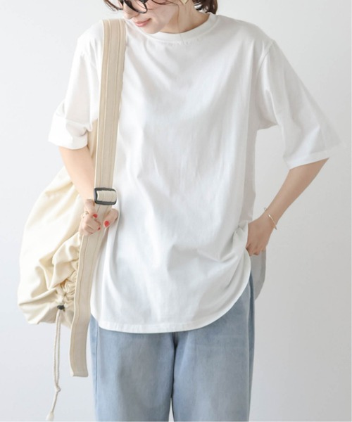 La-gemme（ラジェム）の「ラウンドヘムTシャツ（Tシャツ/カットソー・レディース・グレー/ブラック/イエロー/ピンク/ホワイト・フリー）」の2枚目の写真