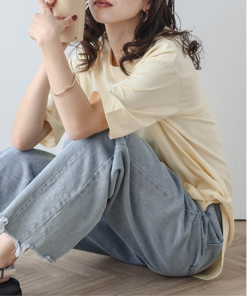 La-gemme（ラジェム）の「ラウンドヘムTシャツ（Tシャツ/カットソー・レディース・グレー/ブラック/イエロー/ピンク/ホワイト・フリー）」の21枚目の写真