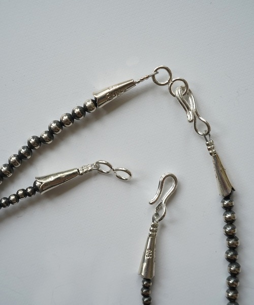 ERICKA NICOLAS BEGAY（エリッカ ニコラス ビゲイ）の「【ERICKA NICOLAS BEGAY エリッカ ニコラス ビゲイ】5㎜ボールチェーンネックレス45㎝（ネックレス・メンズ・シルバー・FREE）」の4枚目の写真