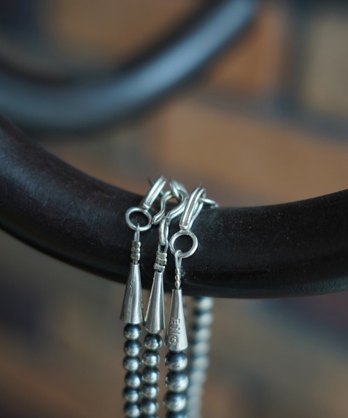 ERICKA NICOLAS BEGAY（エリッカ ニコラス ビゲイ）の「【ERICKA NICOLAS BEGAY エリッカ ニコラス ビゲイ】5㎜ボールチェーンネックレス45㎝（ネックレス・メンズ・シルバー・FREE）」の6枚目の写真